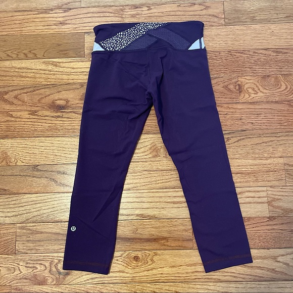 Lululemon Reversible Purple Wunder Under Leggings - Picture 3 of 4